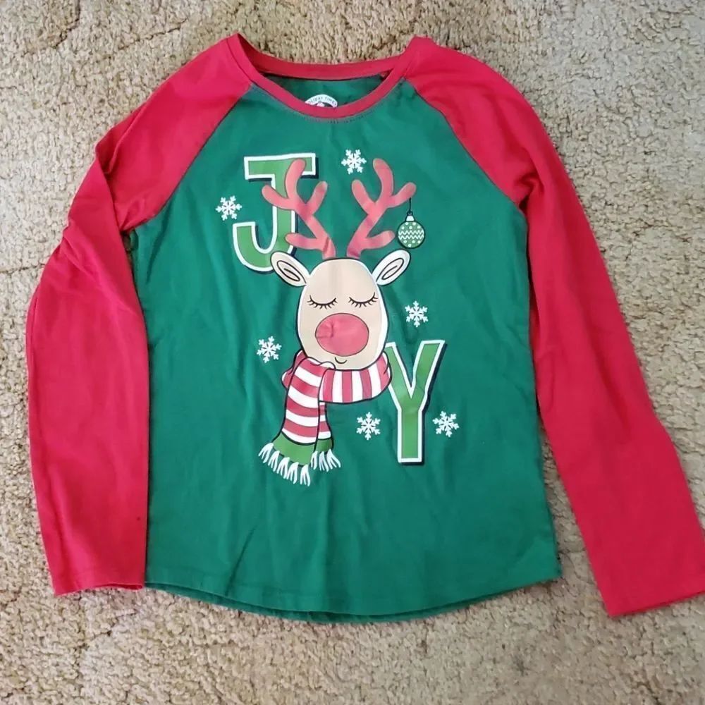 Cute Holiday Time Reindeer Joy Girls Top Sz L